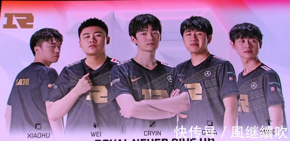 把他送到薪 把他送到薪